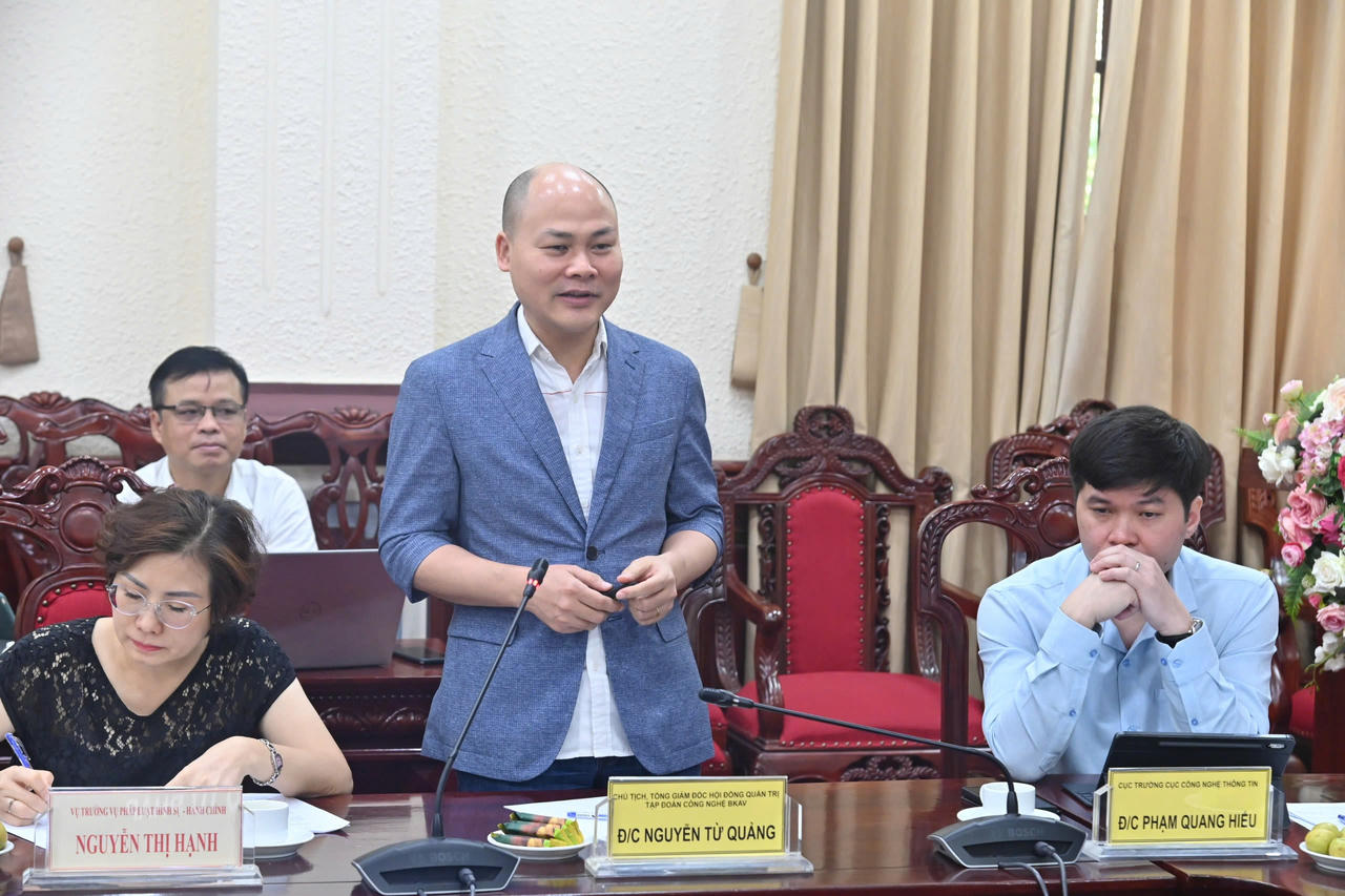 Thống nhất nhận thức và nêu cao quyết tâm thực hiện hiệu quả quá trình chuyển đổi số