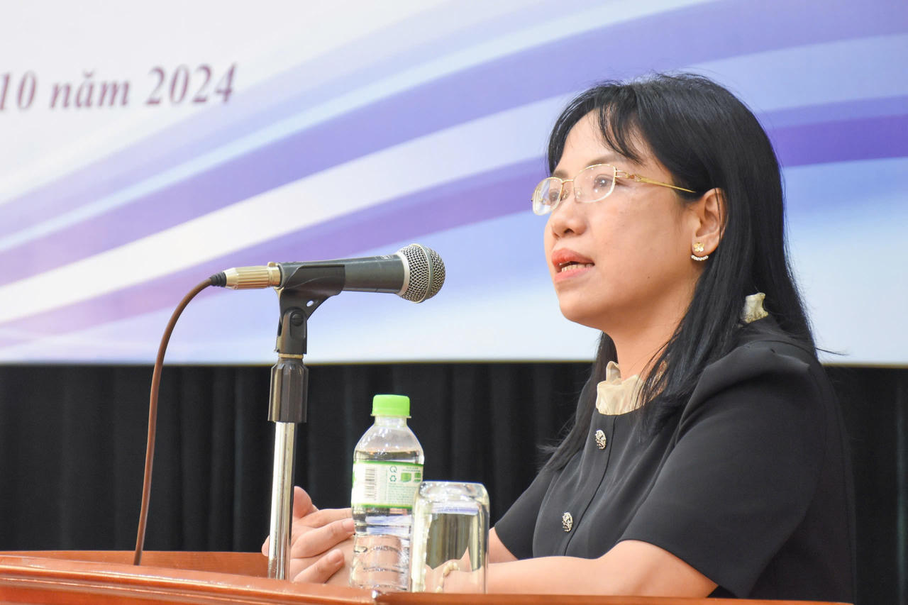 Đổi mới cơ chế thi hành pháp luật, gắn kết chặt chẽ với xây dựng pháp luật