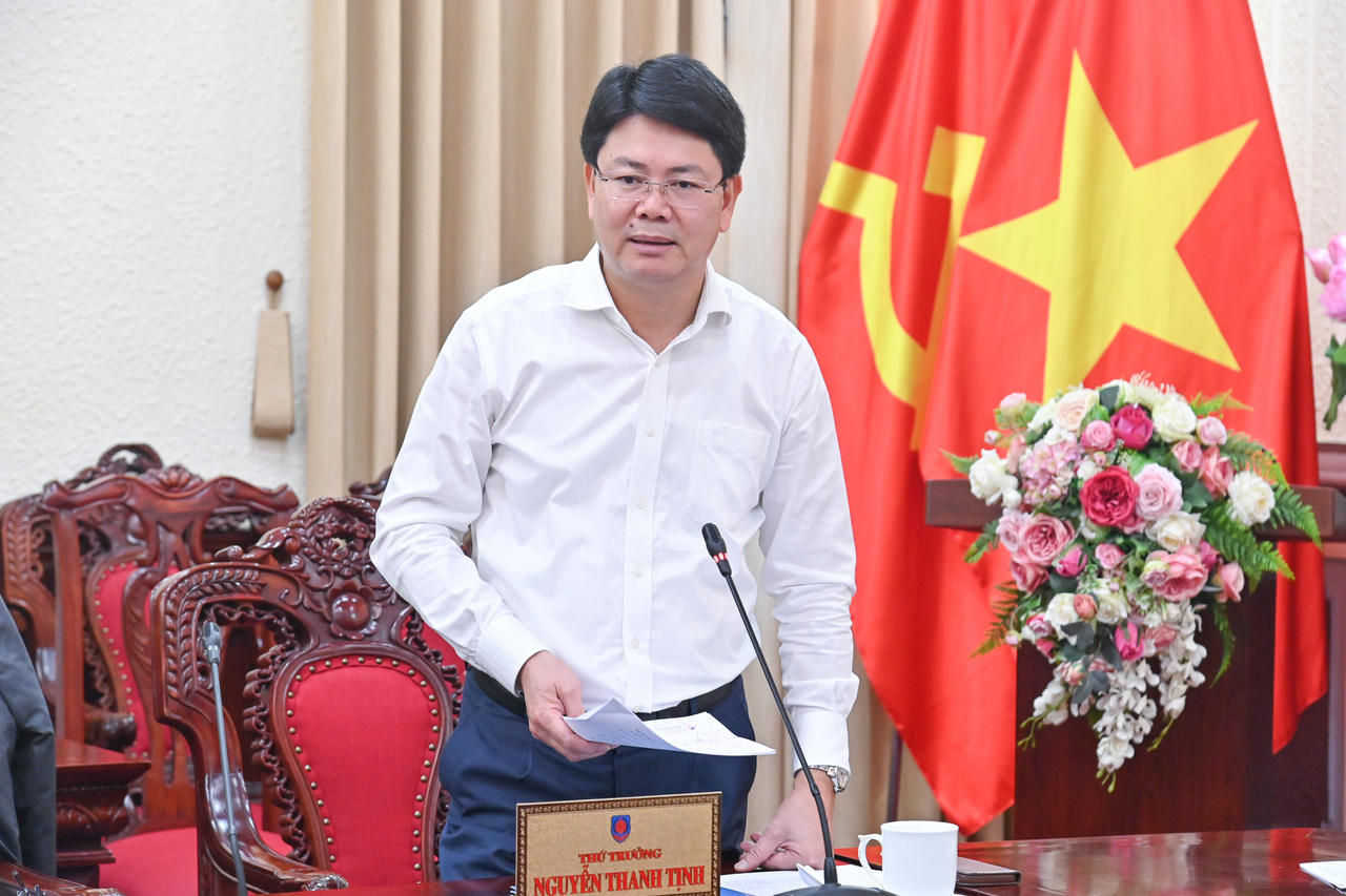 Xác định đúng và trúng giải pháp để đưa công tác xây dựng pháp luật lên tầm cao mới