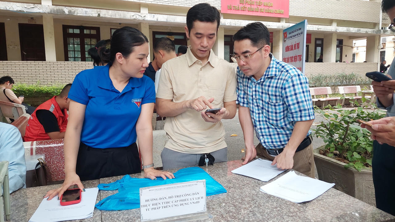 Chuyển đổi số trong lĩnh vực tư pháp: Người dân ngày càng thuận lợi trong thực hiện các quyền dân sinh