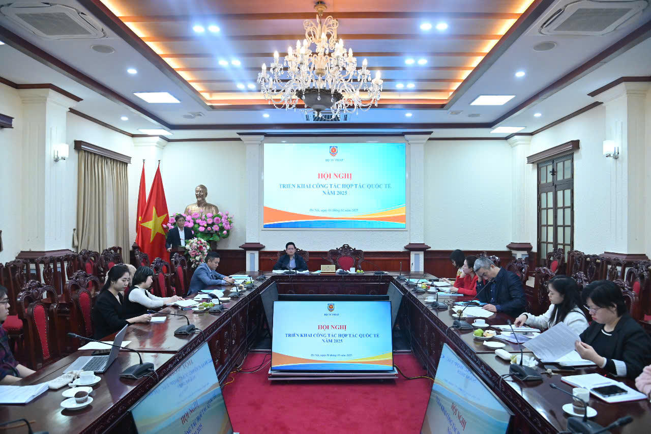 Thay đổi mạnh mẽ tư duy, nhận thức trong hoạt động hợp tác quốc tế