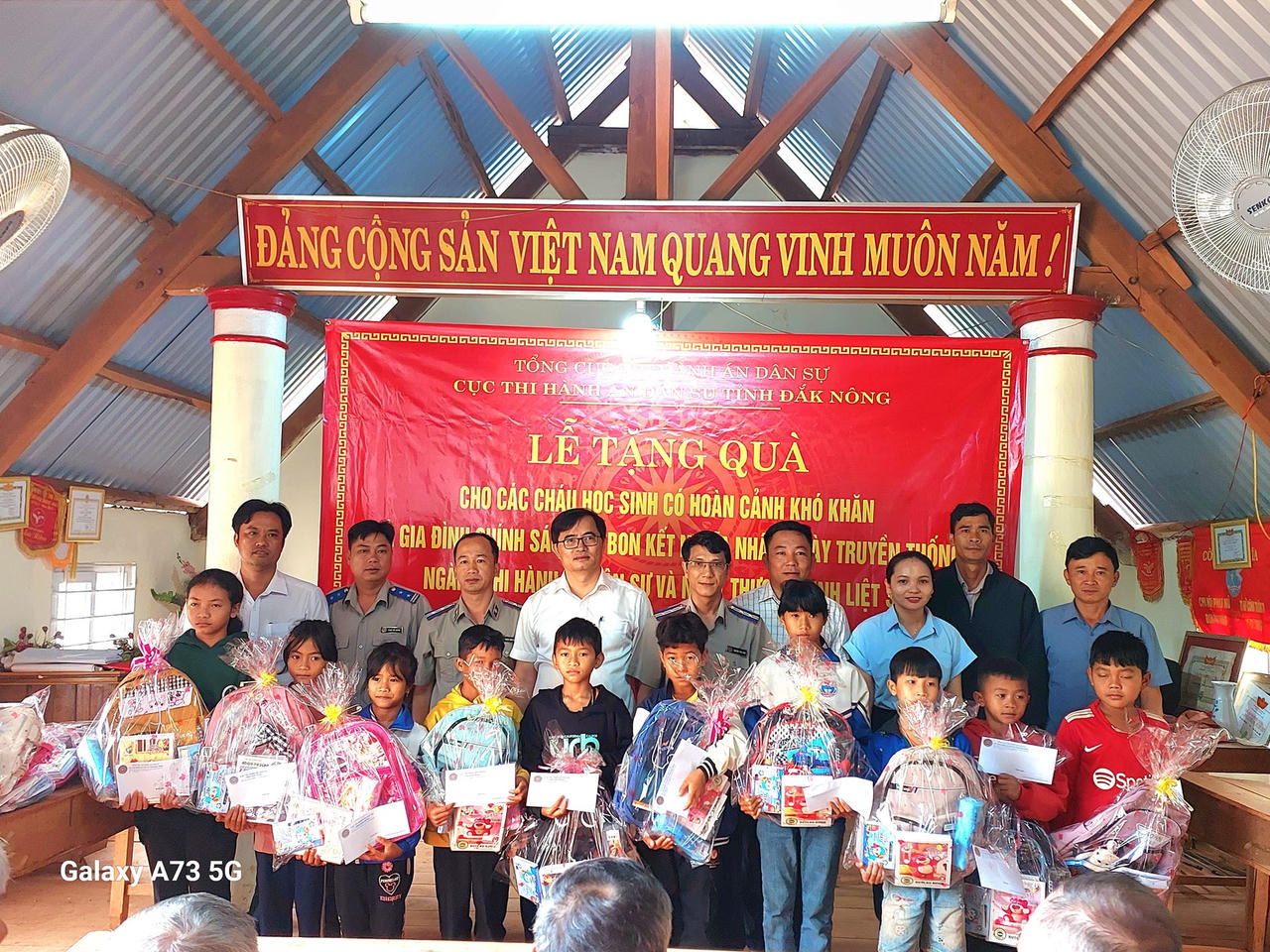 Hệ thống thi hành án dân sự chung sức xây dựng nông thôn mới 