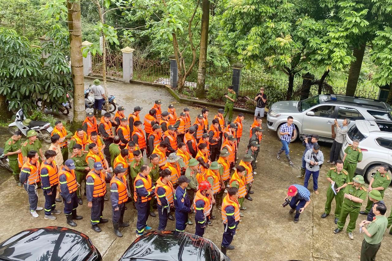 Chủ tịch tỉnh Lào Cai chỉ đạo khắc phục hậu quả mưa lũ