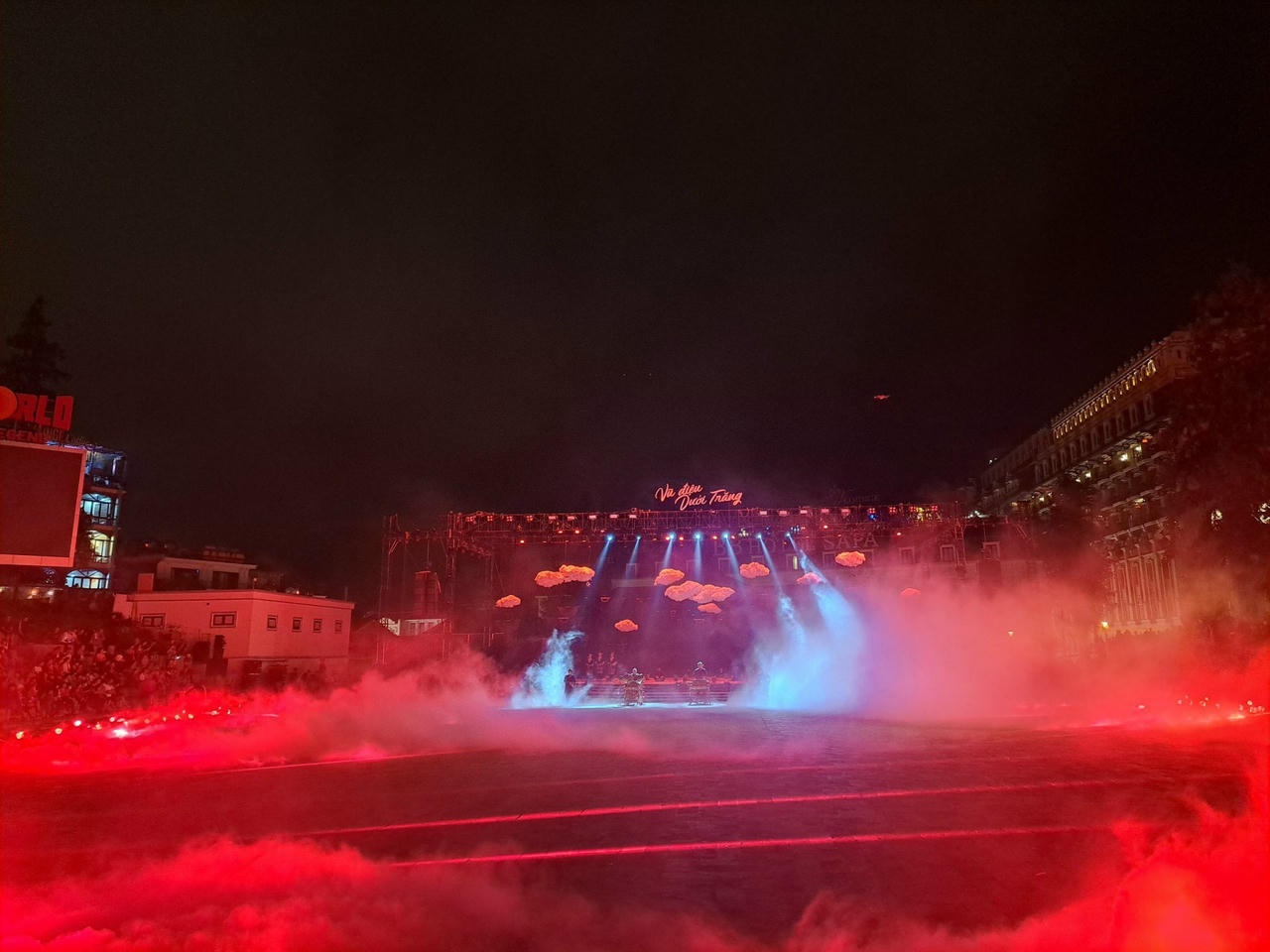 Rực rỡ màn trình diễn nghệ thuật Khai mạc Tuần văn hóa du lịch chào mừng 120 năm du lịch Sa Pa