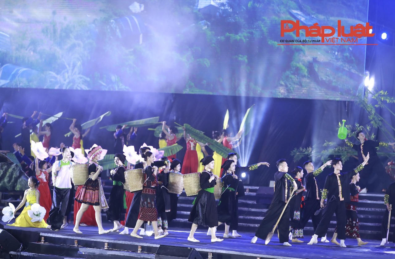 Phát triển du lịch Sa Pa văn minh, thân thiện và bền vững.