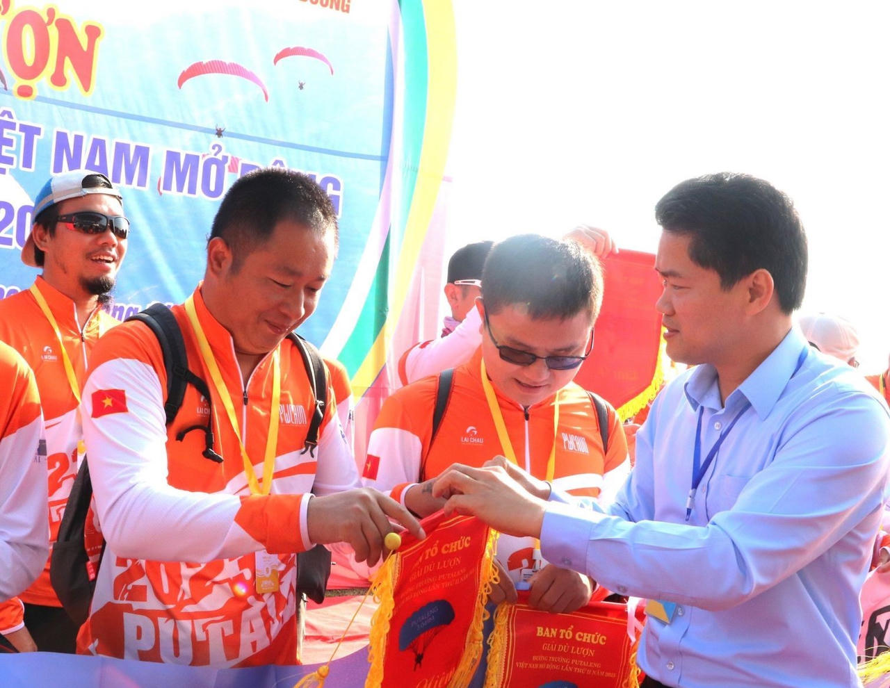 Khai mạc Giải Dù lượn đường trường PuTaLeng mở rộng lần thứ II năm 2023