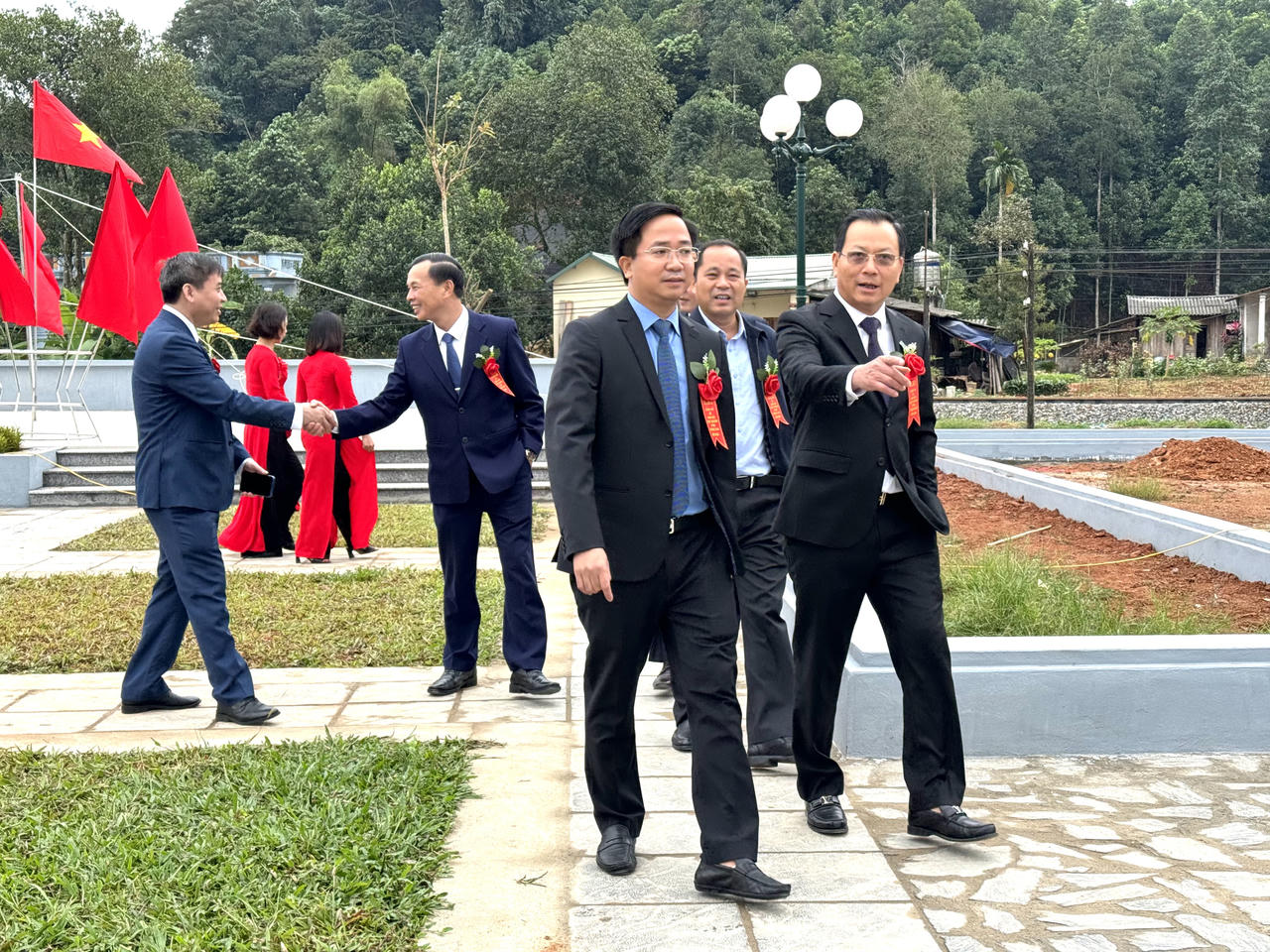 Xã Sơn Hải (huyện Bảo Thắng) đón nhận danh hiệu Xã đạt chuẩn Nông thôn mới nâng cao