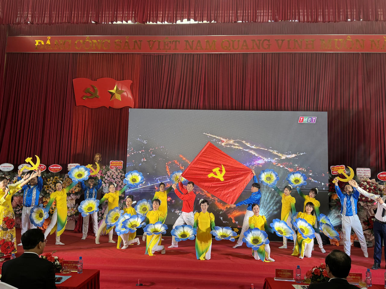 Xã Sơn Hải (huyện Bảo Thắng) đón nhận danh hiệu Xã đạt chuẩn Nông thôn mới nâng cao