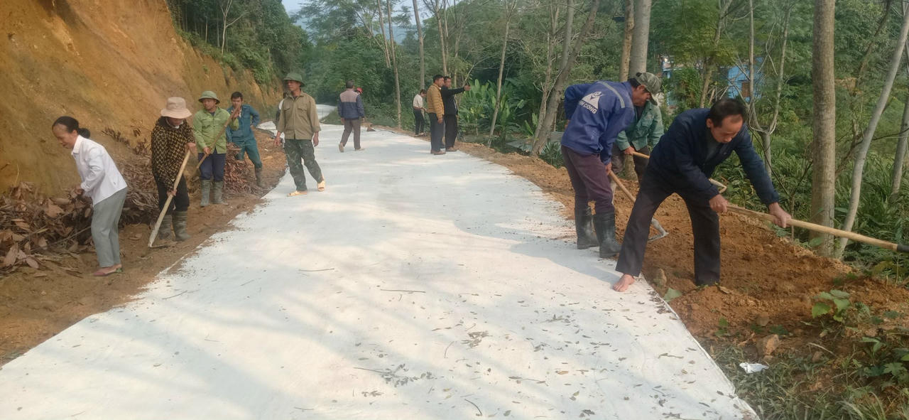 Xã Sơn Hải (huyện Bảo Thắng) đón nhận danh hiệu Xã đạt chuẩn Nông thôn mới nâng cao