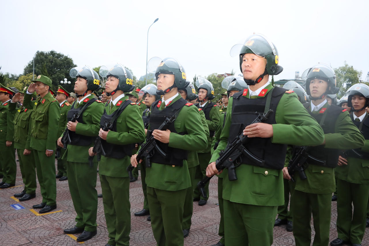 Các địa phương đồng loạt ra quân trấn áp tội phạm dịp Tết Nguyên đán