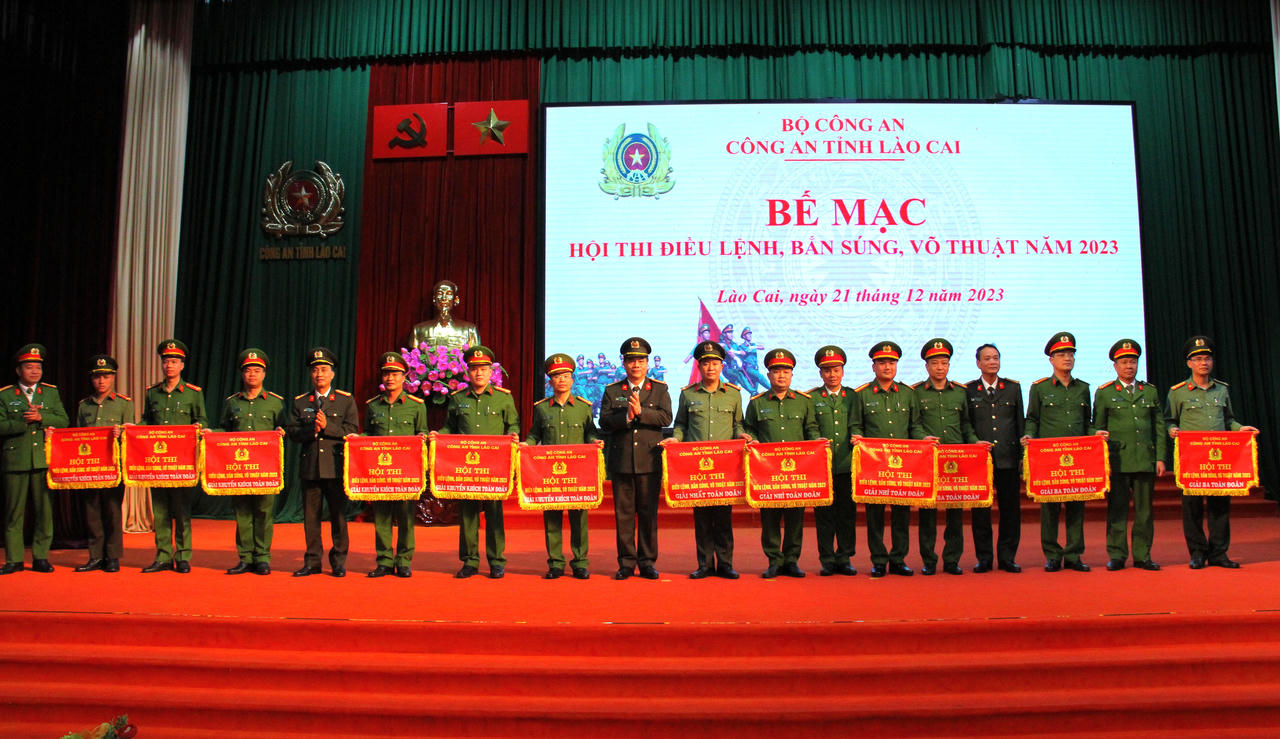 Bế mạc Hội thi điều lệnh, bắn súng, võ thuật toàn lực lượng Công an tỉnh Lào Cai