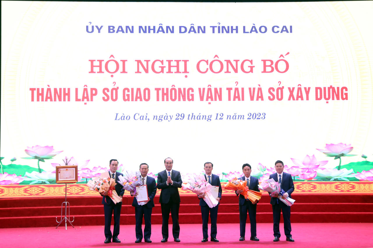 Lào Cai: Thành lập Sở Giao thông Vận tải và Sở Xây dựng