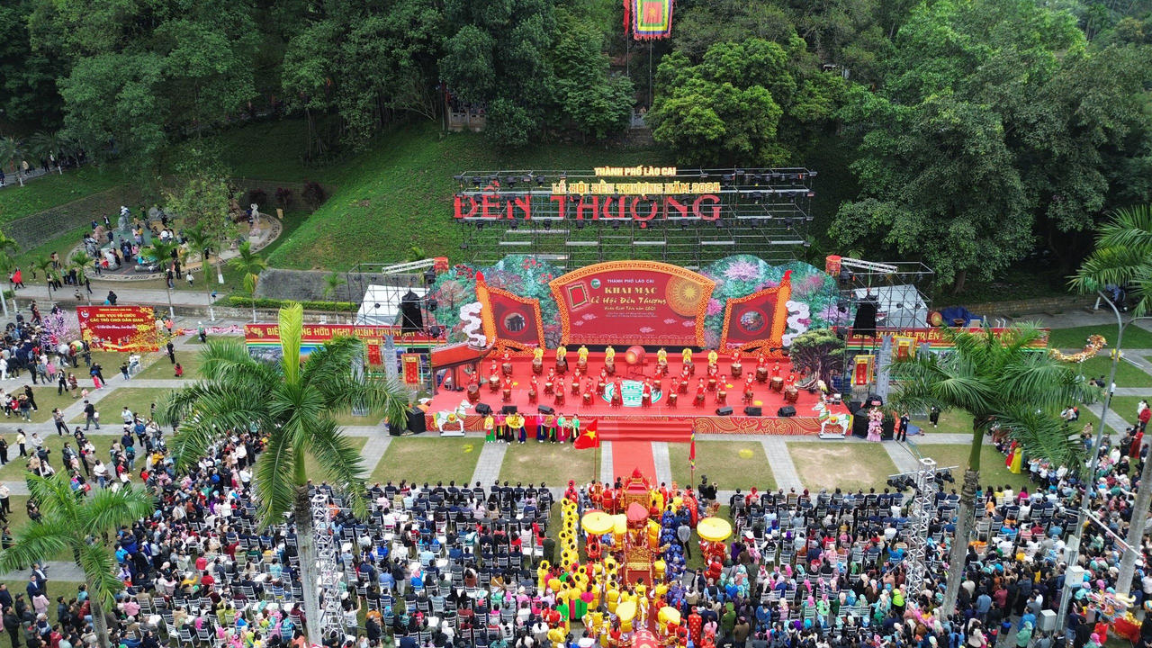 Khai mạc Lễ hội Đền Thượng