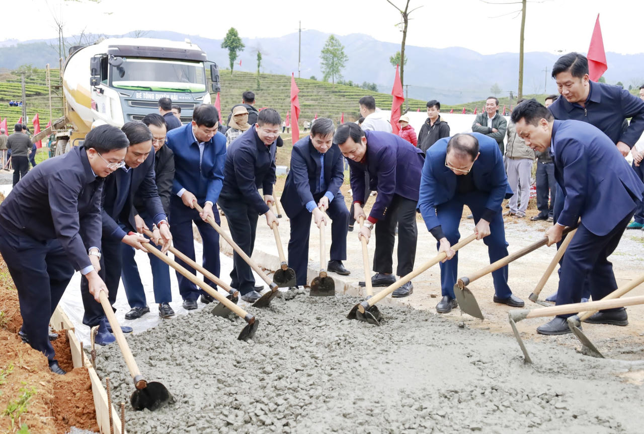 Lào Cai phát động phong trào thi đua 'Chung sức xây dựng nông thôn mới'