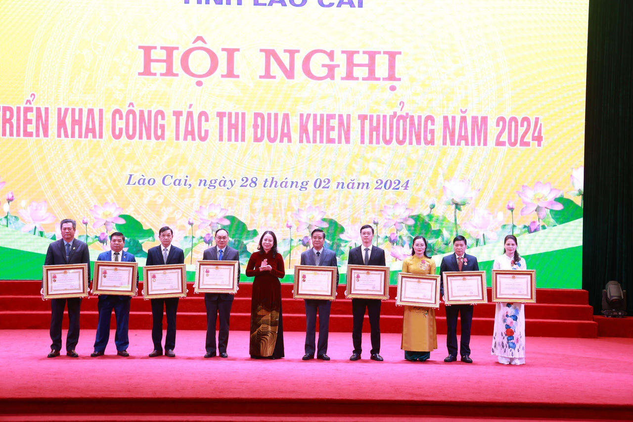 Phó Chủ tịch nước Võ Thị Ánh Xuân dự Hội nghị triển khai công tác thi đua khen thưởng tại Lào Cai