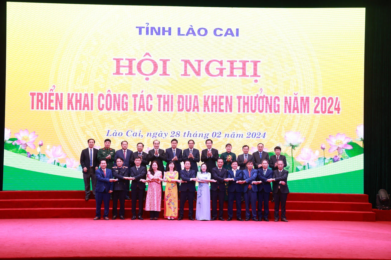 Phó Chủ tịch nước Võ Thị Ánh Xuân dự Hội nghị triển khai công tác thi đua khen thưởng tại Lào Cai