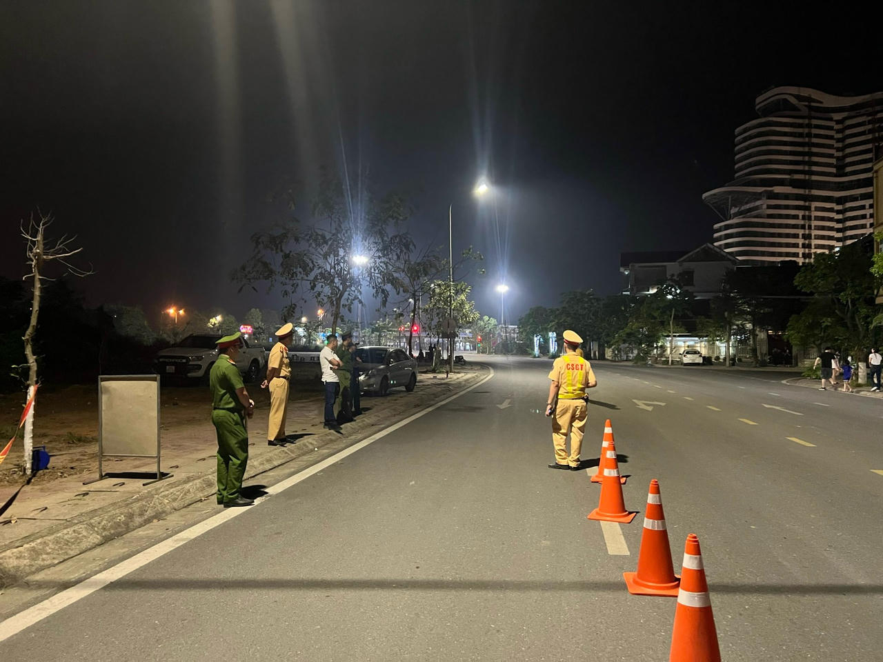 Lào Cai: Lập 65 biên bản vi phạm trật tự, an toàn giao thông ngày đầu ra quân