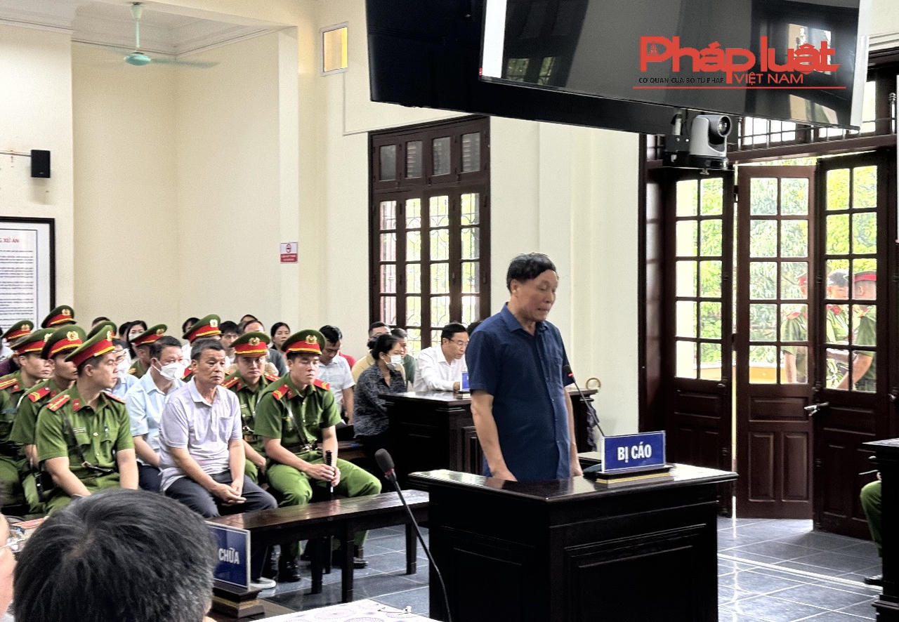 Cựu Bí thư tỉnh ủy Lào Cai Nguyễn Văn Vịnh hầu tòa