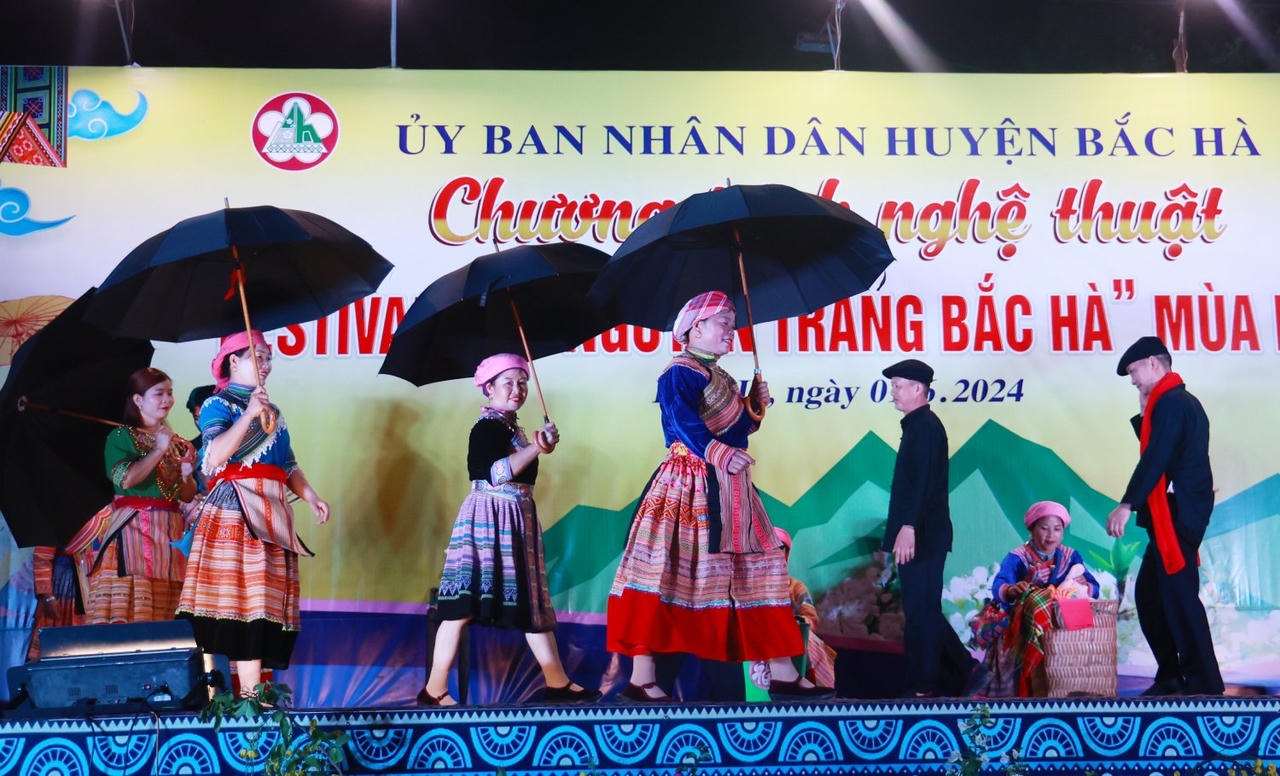 Festival cao nguyên trắng Bắc Hà mùa hè 2024: 'Nghiêng say vó ngựa cao nguyên'