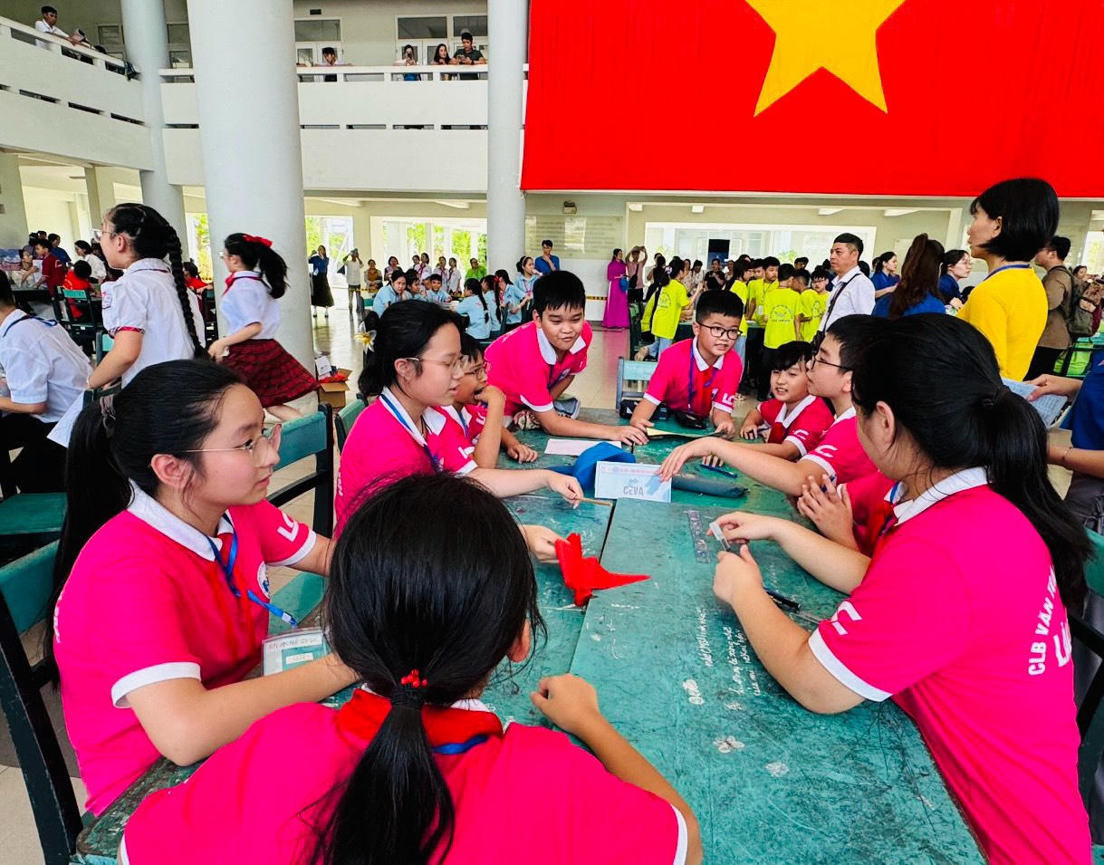 Trao hơn 300 giải cho học sinh tại cuộc thi Câu lạc bộ Văn – Toán tuổi thơ 2024