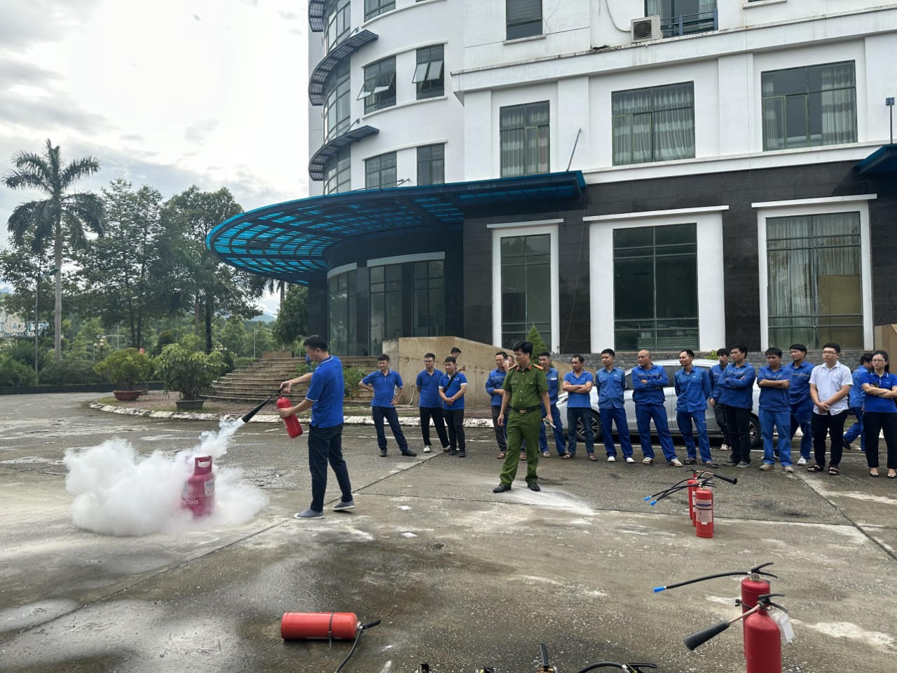 Lào Cai: Hơn 700 người được tuyên truyền, trải nghiệm và thực hành chữa cháy, cứu nạn cứu hộ