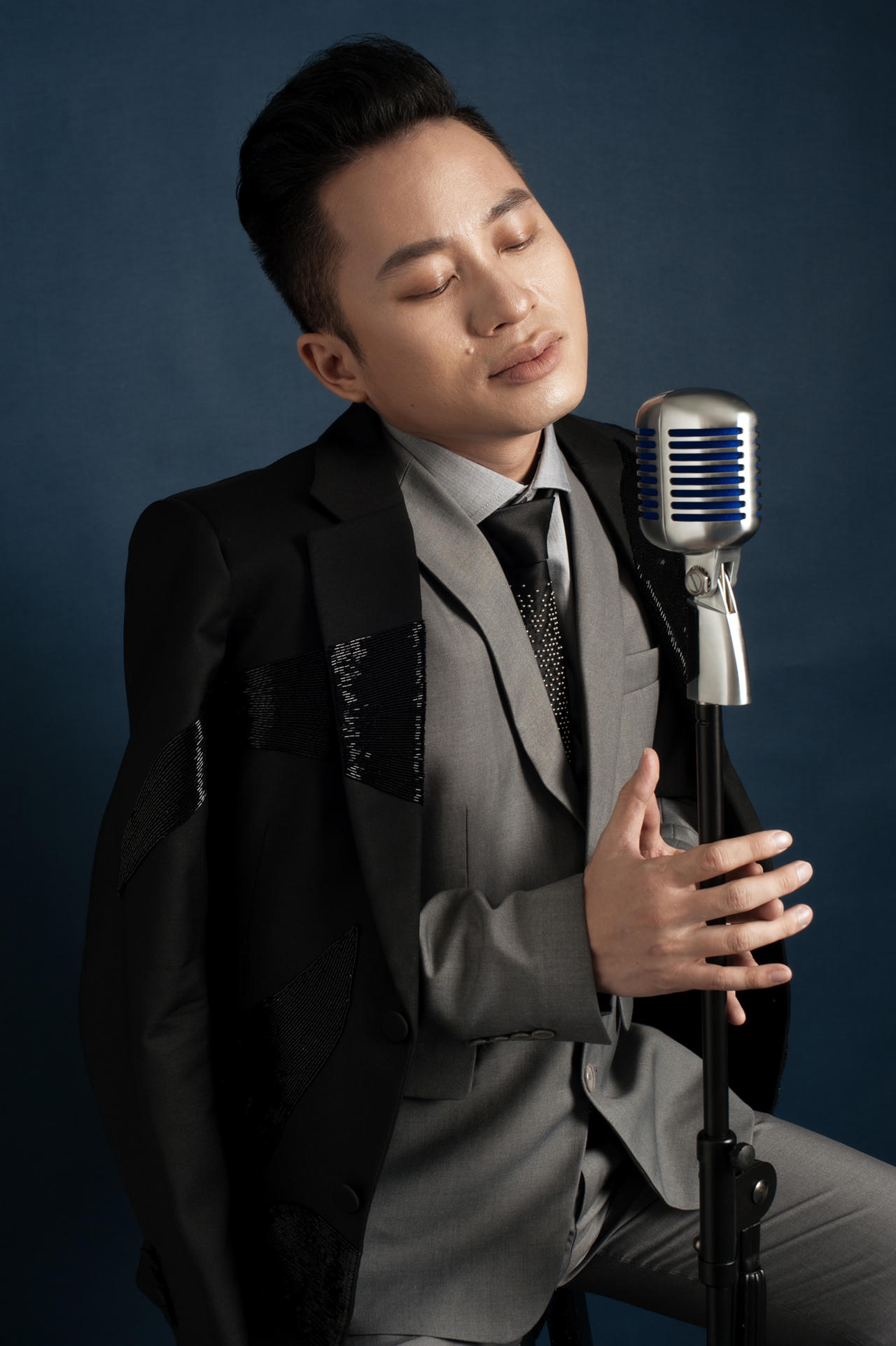 Tùng Dương sẽ 'Giao thoa' âm nhạc phương Đông và phương Tây