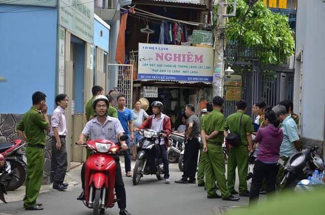 Nổ ở Trung tâm chế phẩm sinh học vì dùng xăng lau nhà còn hút thuốc