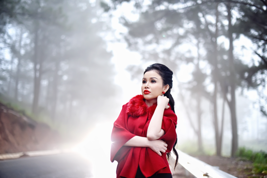 Mê mẩn bộ ảnh mùa đông của Hoa hậu Janny Thủy Trần