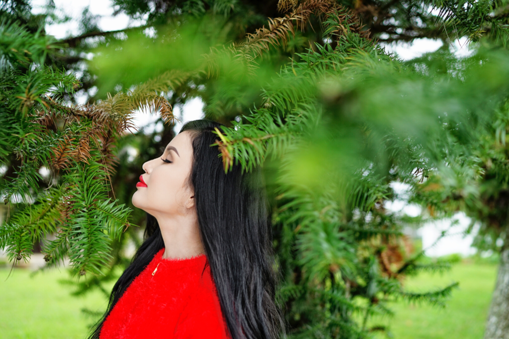 Mê mẩn bộ ảnh mùa đông của Hoa hậu Janny Thủy Trần