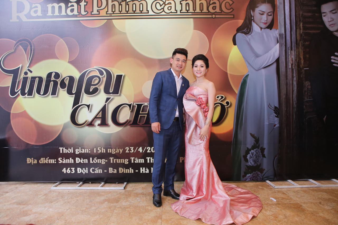 Thu Trang kể về 'Tình yêu cách trở'