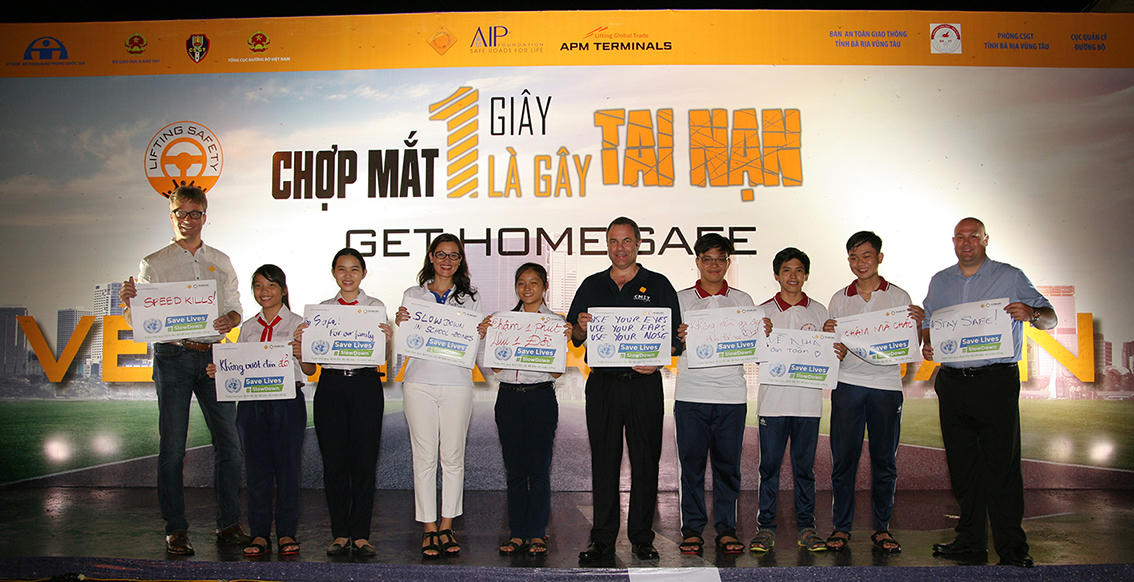 Hơn 3.000 người tham dự sự kiện 'Về nhà an toàn'