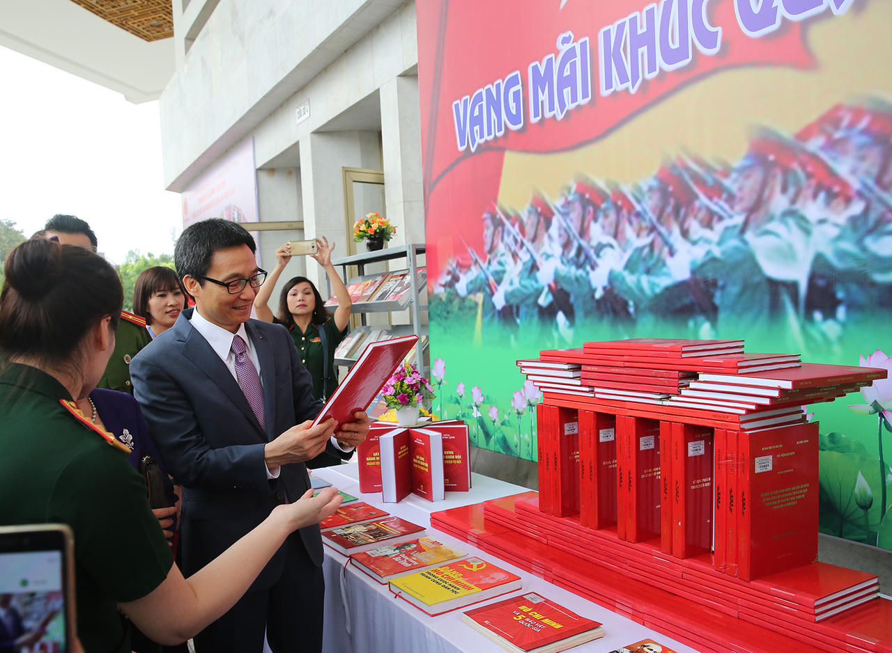 Ngày hội “Đọc và học tập suốt đời theo tấm gương Bác Hồ vĩ đại”