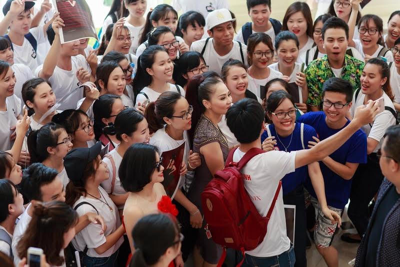 “Phượng hoàng lửa”- Thu Minh sẽ “bay” tại Hà Nội