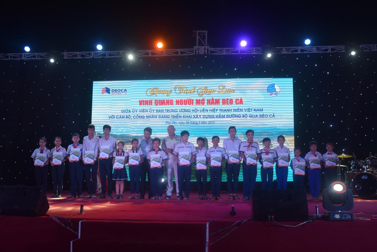 'Vinh quang người mở Hầm - Đèo Cả'