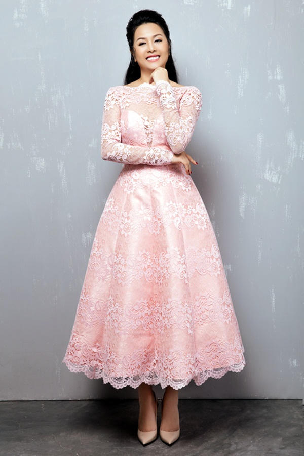 “Cô gái tỉ đô” Trần Uyên Phương  từng khuyên má hãy bỏ ba