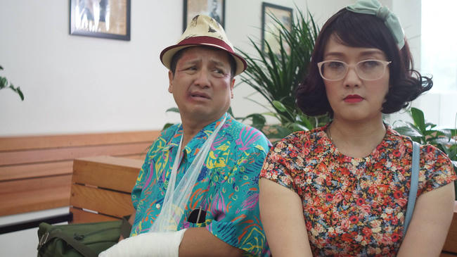 Vân Dung thích thú 'diễn yêu' với Chí Trung