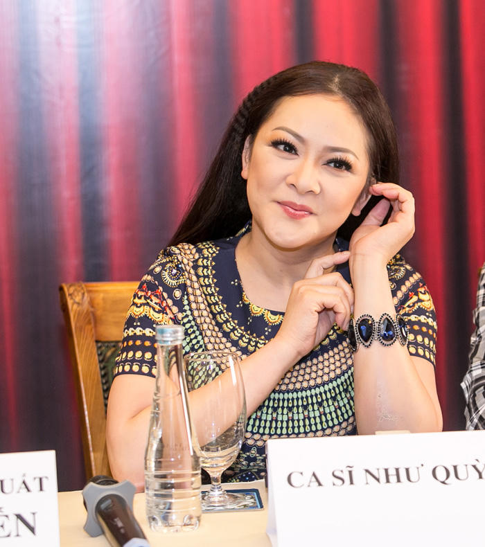 Cởi áo dài bước xuống sân khấu, Như Quỳnh thành... 'đàn ông'