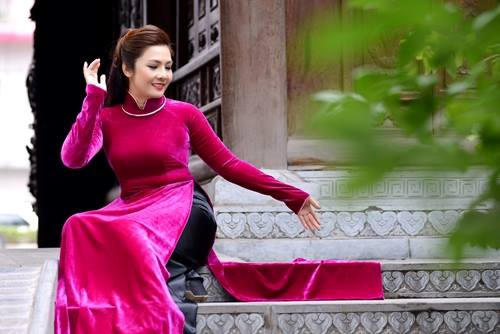 NSƯT Diệu Hương- mối lương duyên đẹp với ca Huế cổ