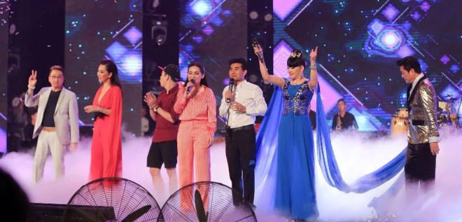 Trường Vũ hỏi Như Quỳnh có thương anh không?