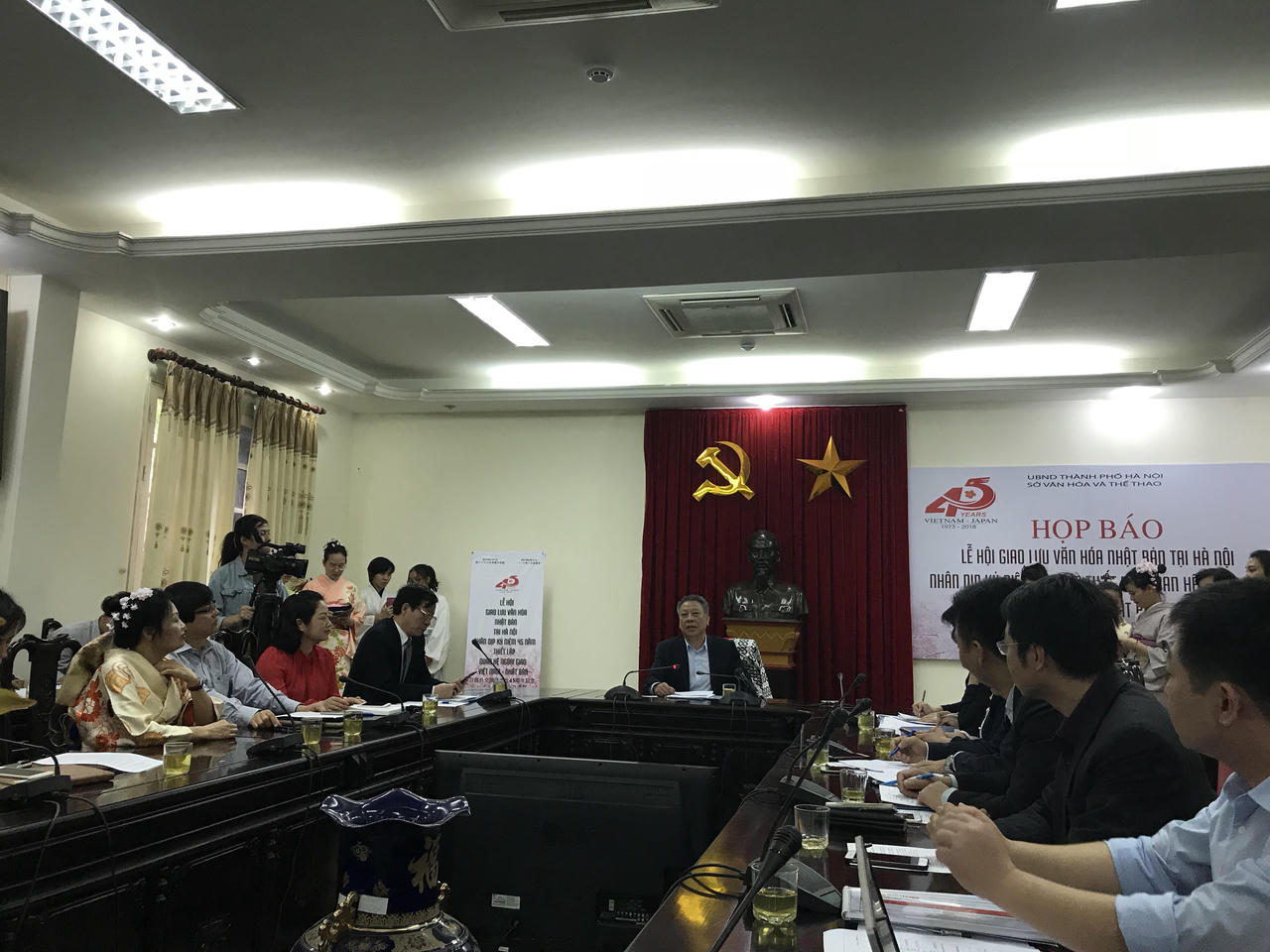 10.000 cành hoa anh đào tỏa sắc trong Lễ hội giao lưu văn hóa Nhật Bản