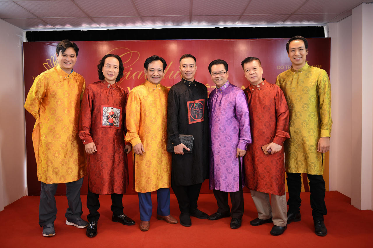 Đạo diễn Quang Tú – Người góp lửa tỏa sáng văn hóa nguồn cội