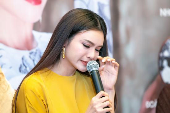 Phạm Phương Thảo sẽ bớt 'điên' để lo cho đại gia đình