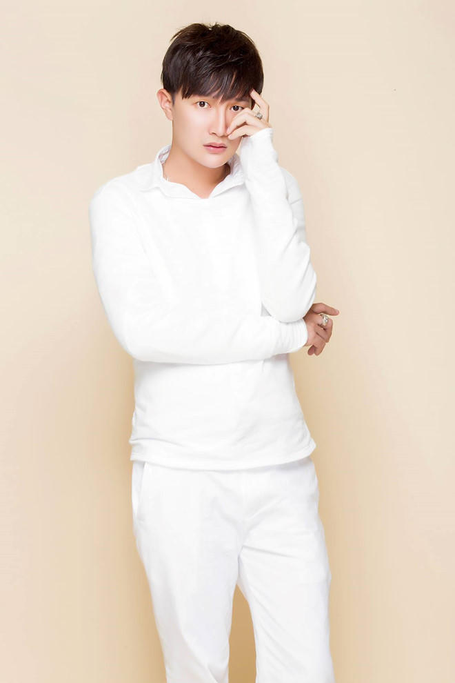 Nam vương Hữu Tiến bất ngờ khoe giọng khủng với 'Cô gái đại dương'