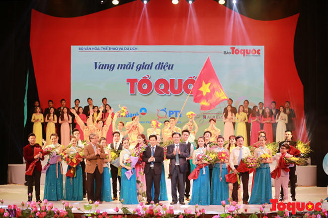  “Vang mãi Giai điệu Tổ Quốc 2019” ngợi ca Chủ tịch Hồ Chí Minh