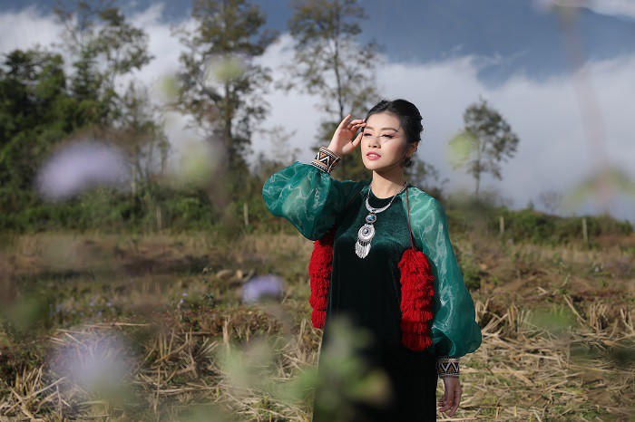 Thu Hằng lạc lối tại “xứ sở hạnh phúc”