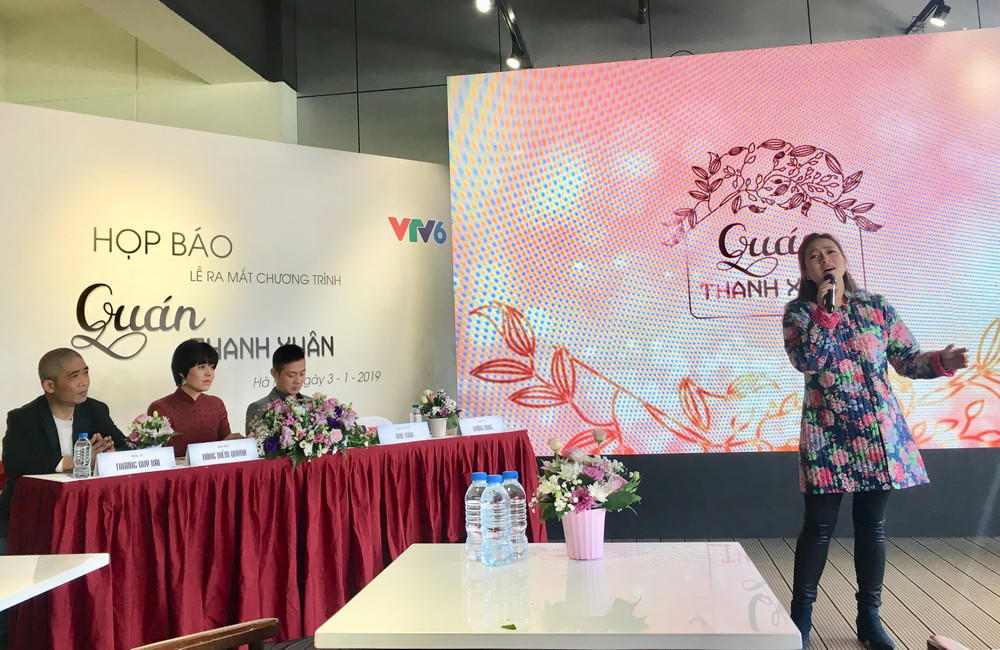 Cặp đôi Diễm Quỳnh, Anh Tuấn ôn kỷ niệm với 'Quán thanh xuân'