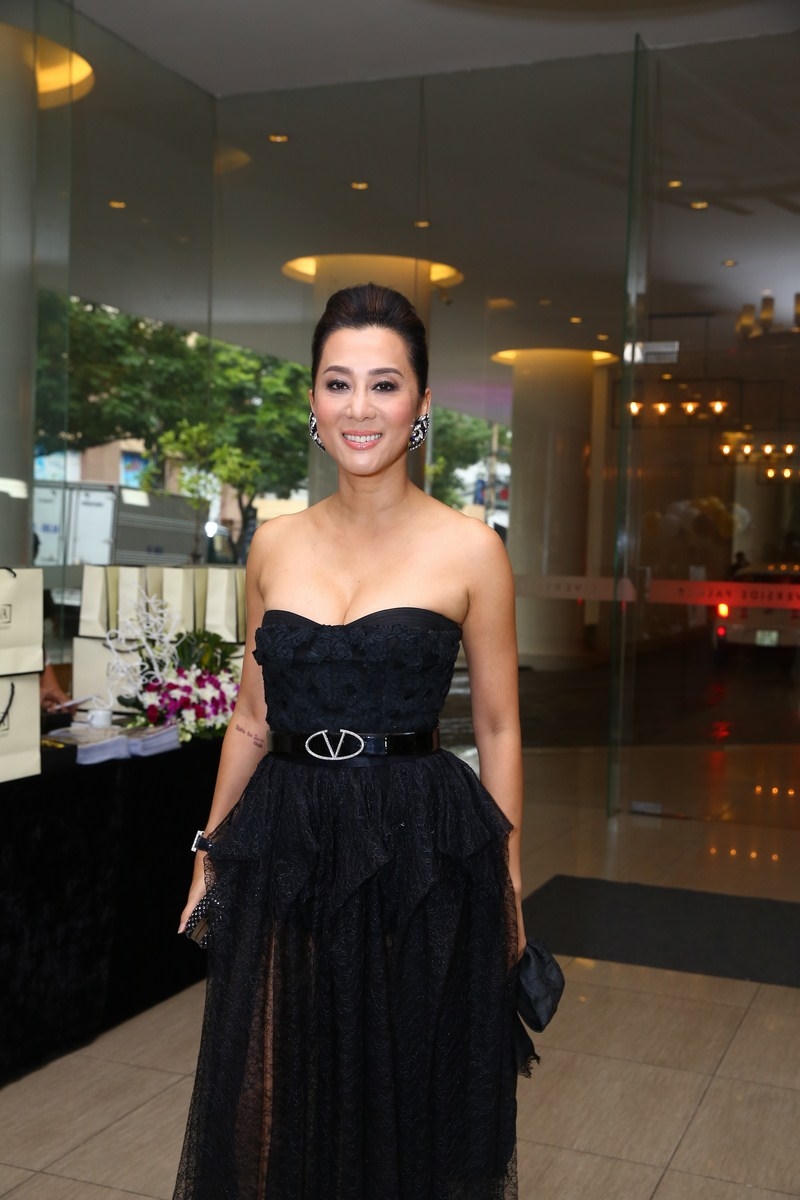 MC Nguyễn Cao Kỳ Duyên dẫn dắt 'Lời tình cho giai nhân' đầu năm