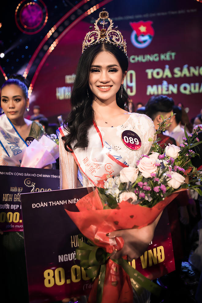 Nữ sinh Học viện Tài chính đăng quang Người đẹp Kinh Bắc 2019