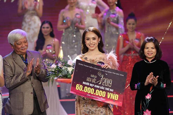 Nữ sinh Học viện Tài chính đăng quang Người đẹp Kinh Bắc 2019