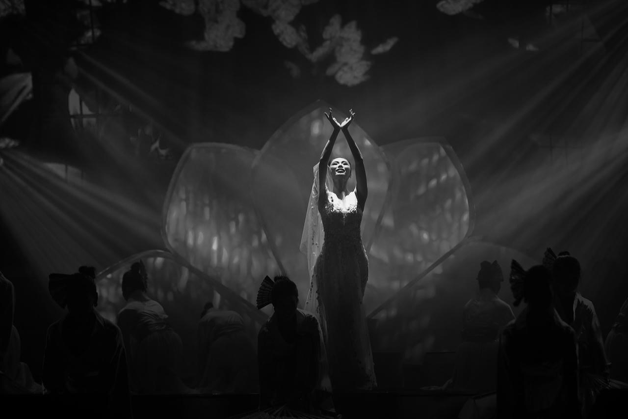 Hoa hậu Hoàn Vũ Ryio Mori gây thương nhớ trong màn múa 